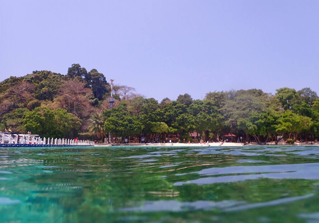 Snorkeling Koh Rok Yai