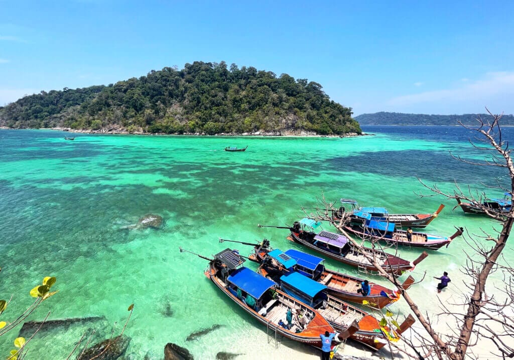 10 Best Snorkeling Spots Thailand 23 Koh Lugio, Koh Lipe