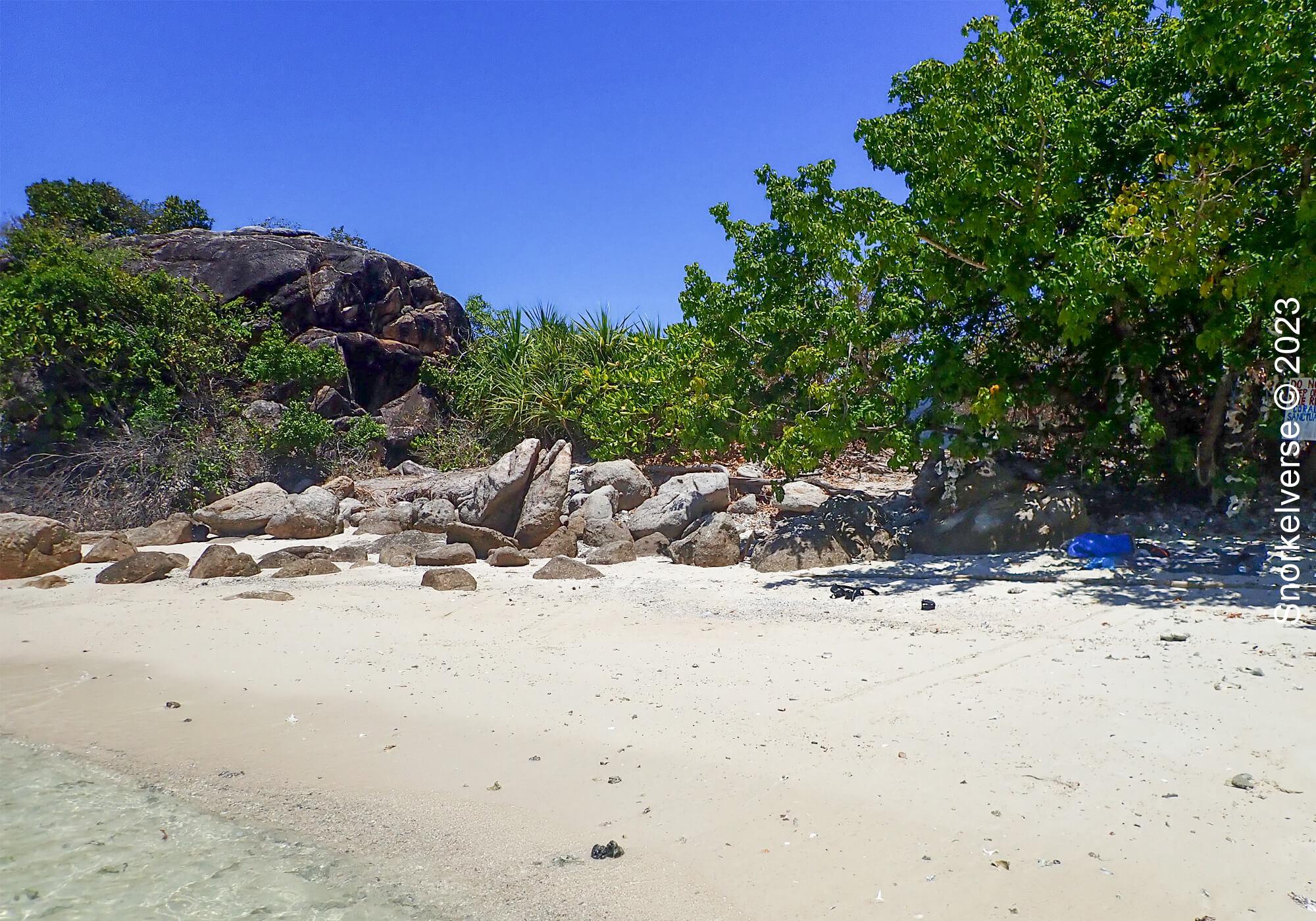 Right Side Beach Koh Kra