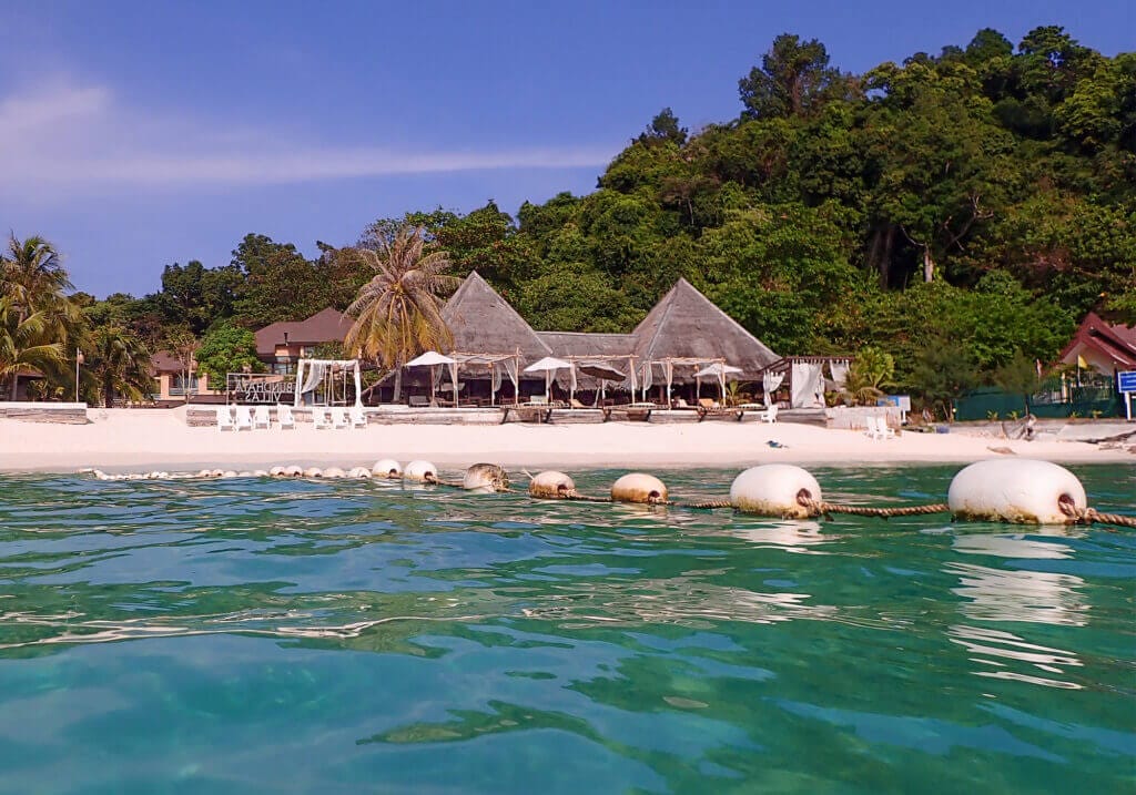 Snorkeling the popular Pattaya Beach, Koh Lipe 26 Pattaya Beach