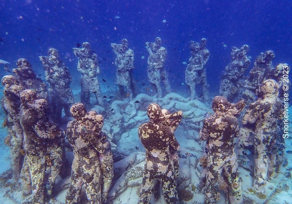 Snorkeling Nest Statues, Gili Meno, Bali