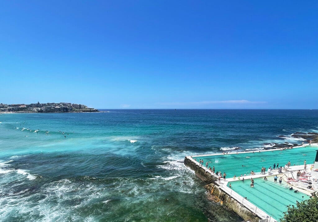 Bondi Beach Viewpoint, Sydney